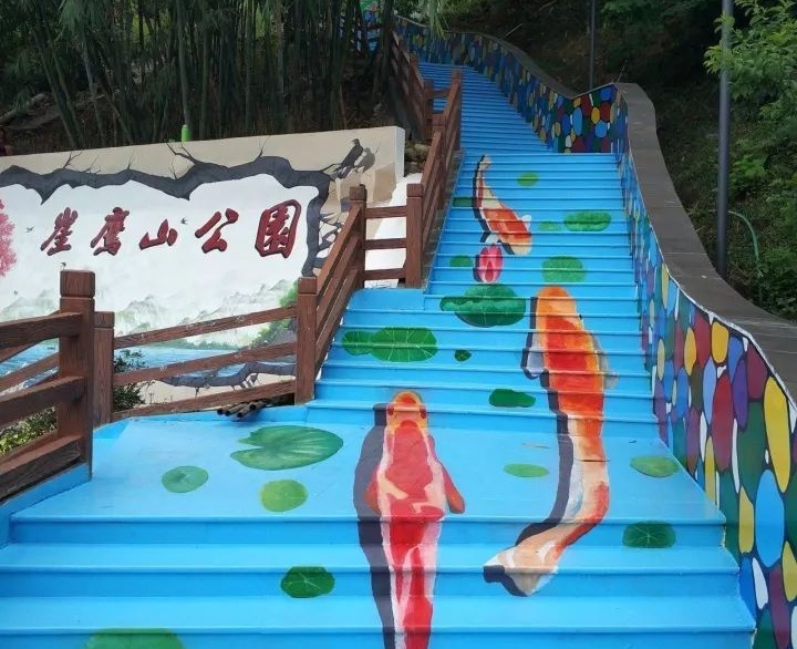 崖鹰山.jpeg 崖鹰山.jpeg